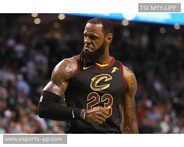 詹姆斯独占鳌头成篮球史上唯一五大MVP得主的传奇之路