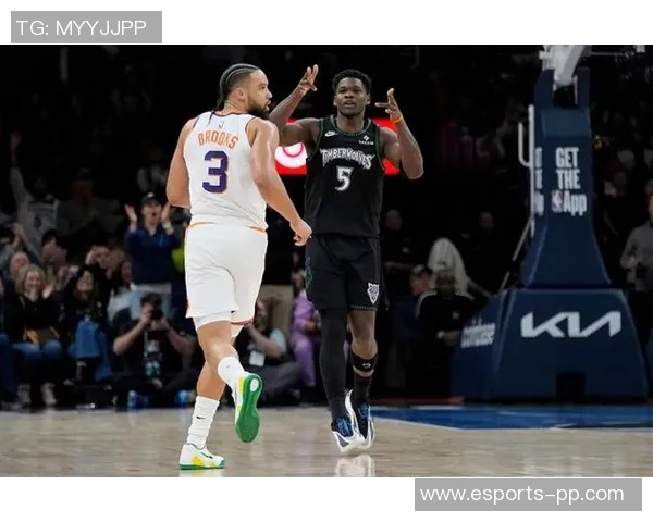 兰德尔赞麦丹转身暴扣完美收官麦丹坚决不参加扣篮大赛